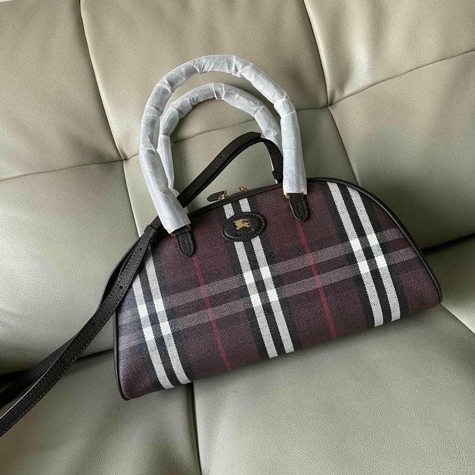 Burberry Bag 153